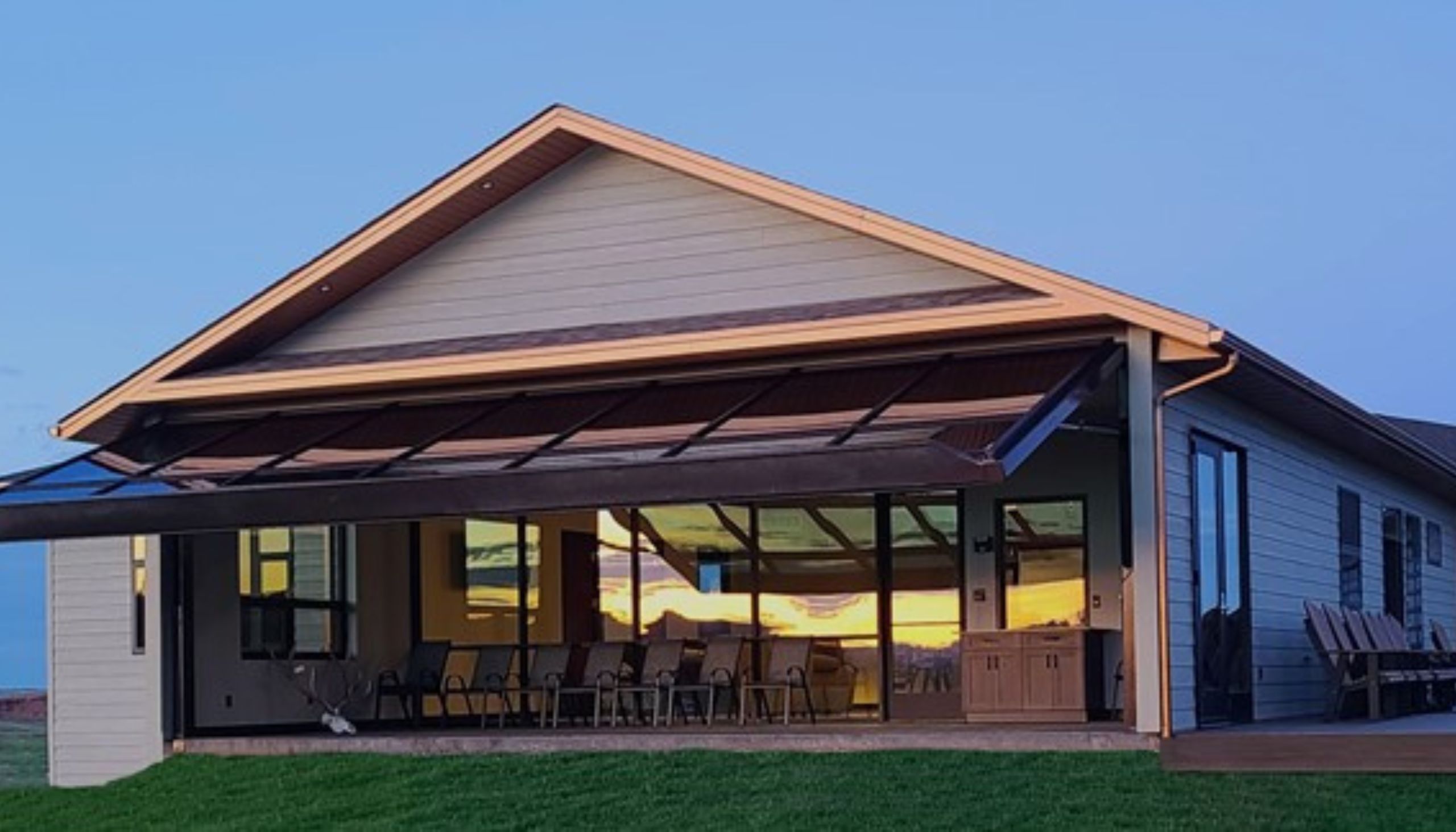 HydAway Hydraulic Walls Wins Best Outdoor Product Know The Show